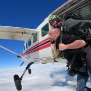 Man overcomes fear of heights to raise funds for dementia charity